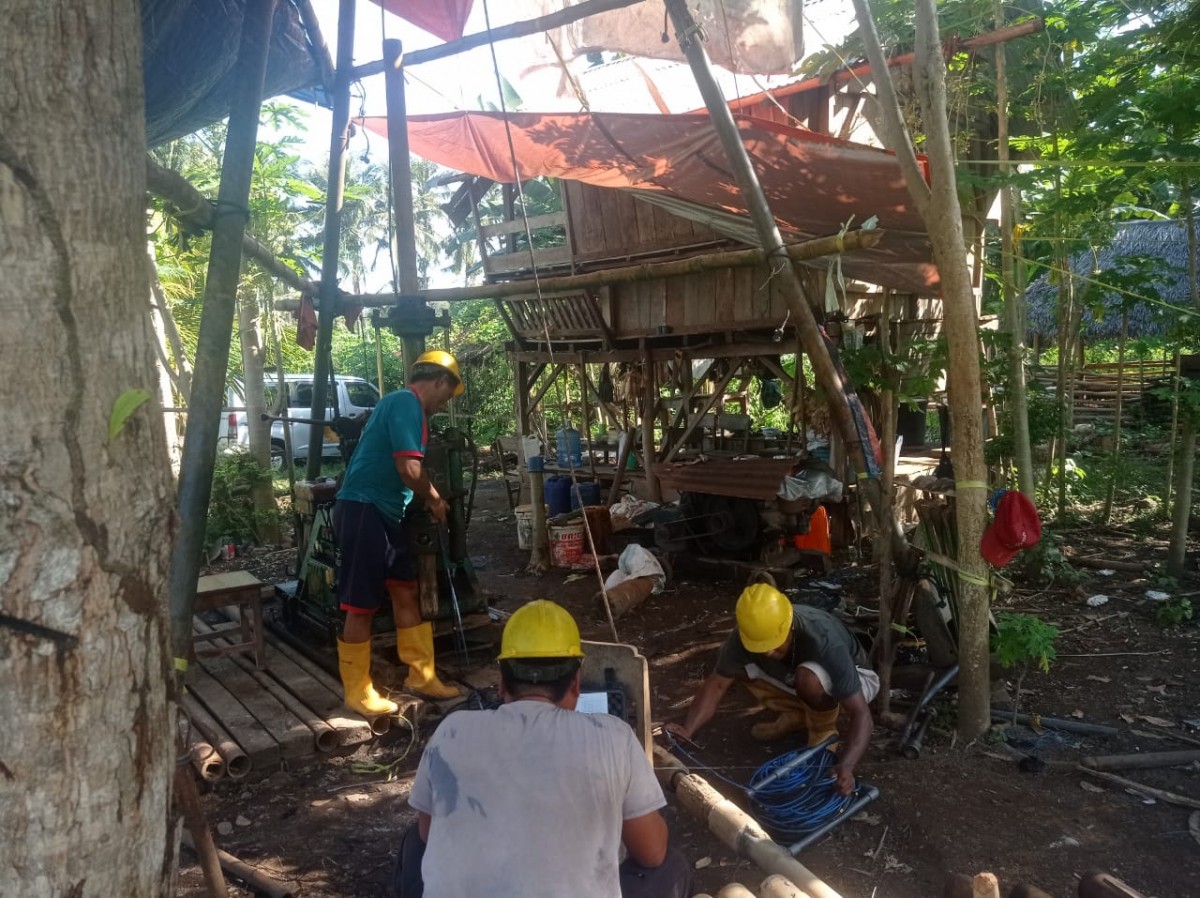 csr kesehatan PTTEP Indonesia Bersama Julie Laiskodat Memberikan Bantuan Pengeboran Sumur Air di Adonara Timur