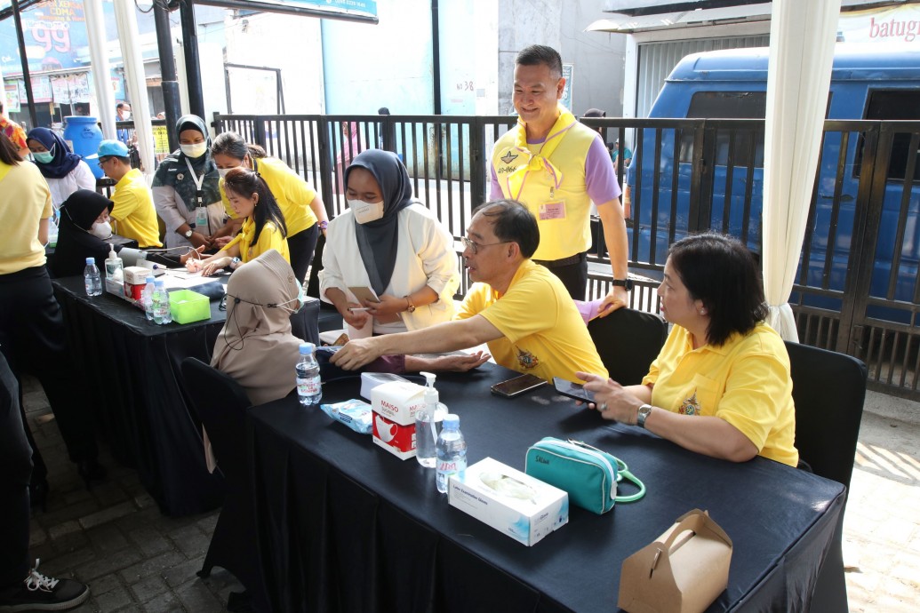 csr kesehatan LANSIA SIAGA: Thai Embassy Participates in 9th Anniversary of PTTEP’s Health Clinic